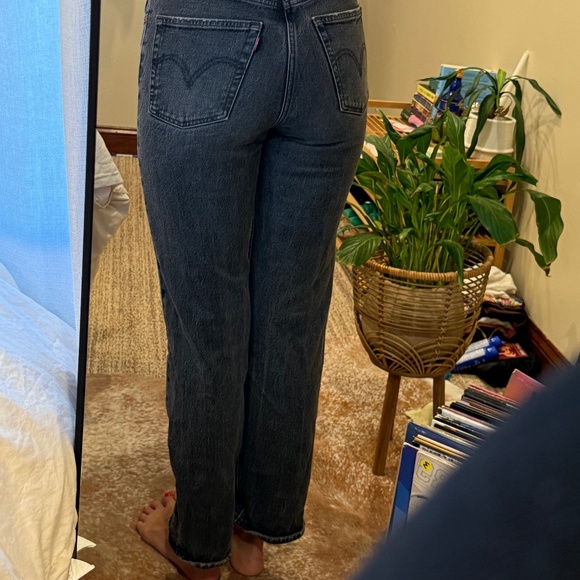 Black Levi’s Rib Cage Straight - Picture 6 of 6